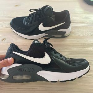 Nike Airmax sneakers